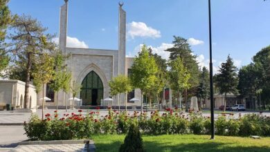 Kayseri Hulusi Akar Camii: Tarih ve Mimari